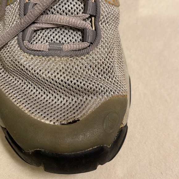Merrill Helium Ventilator Taupe Performance Footwear. - Picture 8 of 12